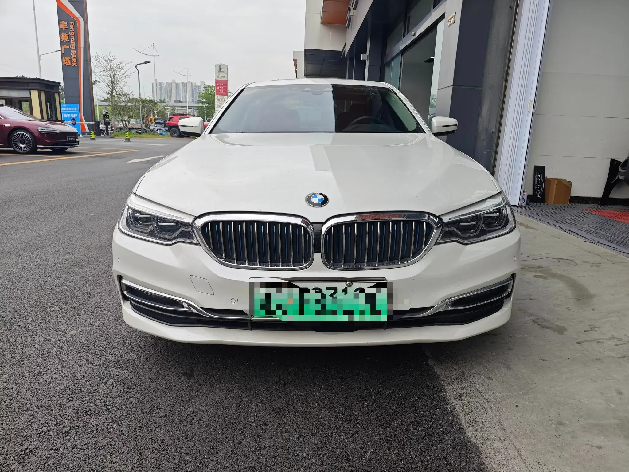 BMW 5 Series PHEV