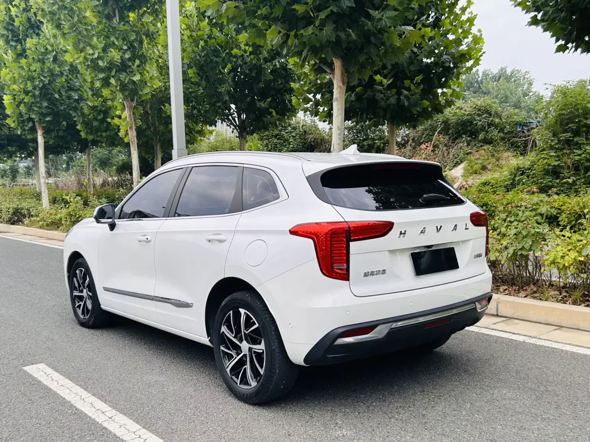 Haval Jolion