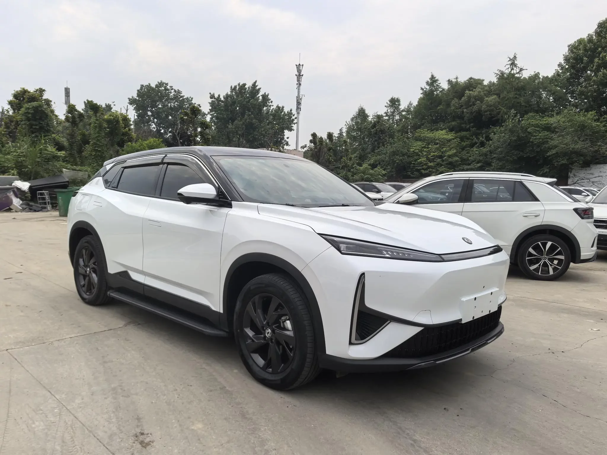 Dongfeng Fengshen L7 EV