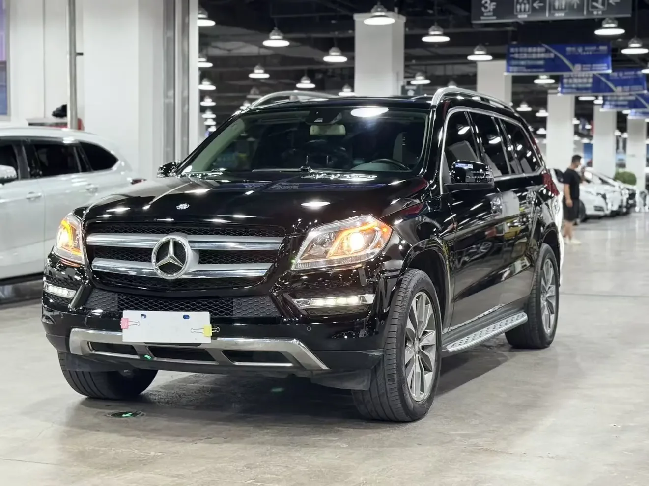 Mercedes-Benz GL Class