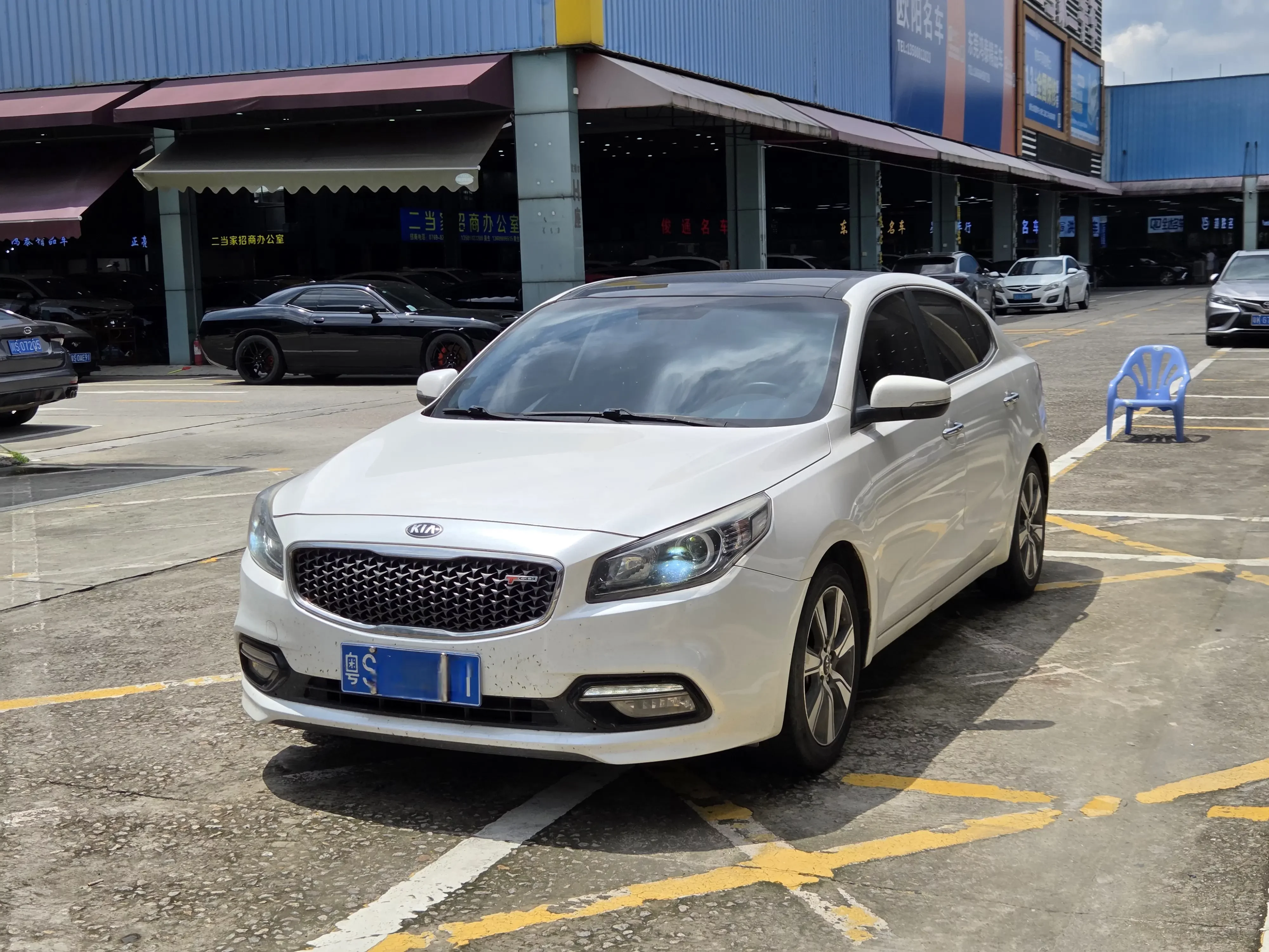 Kia K4