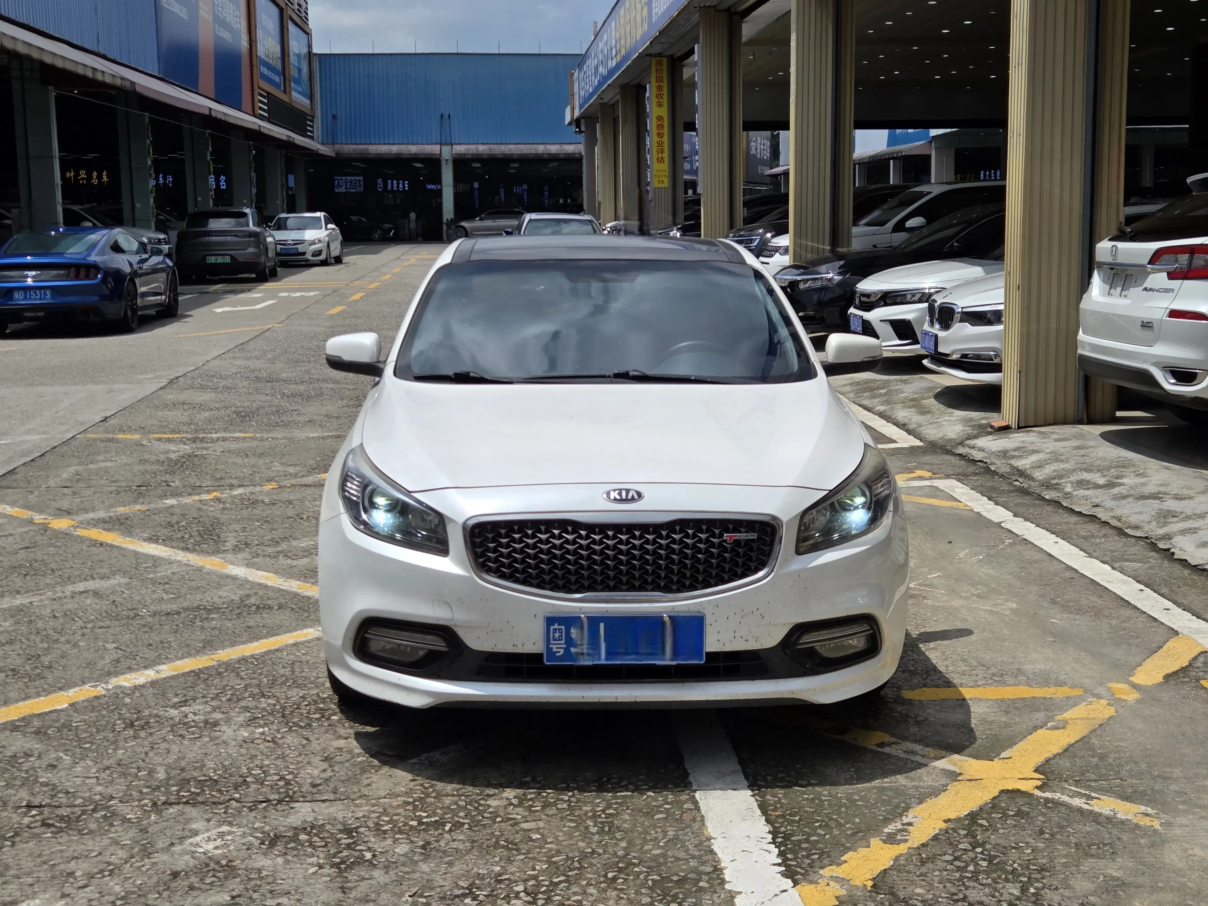 Kia K4