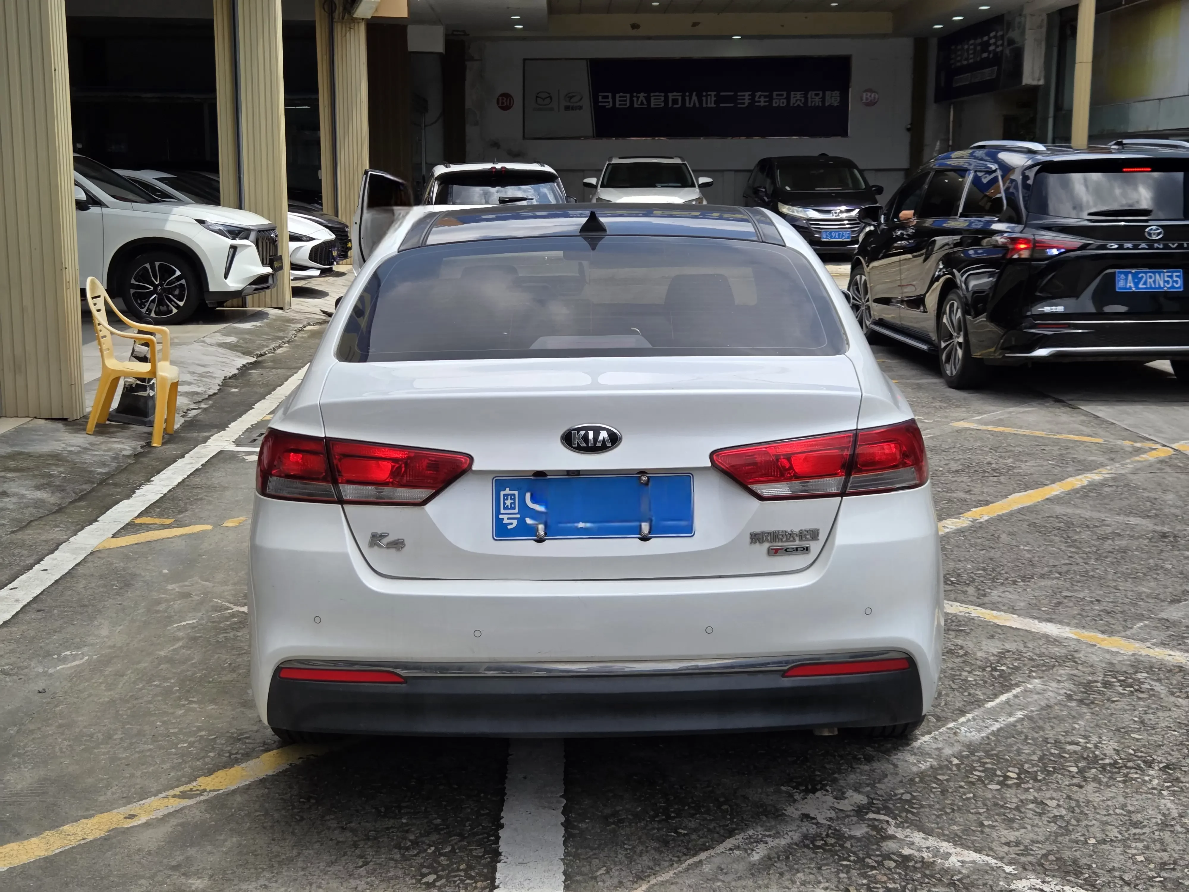 Kia K4