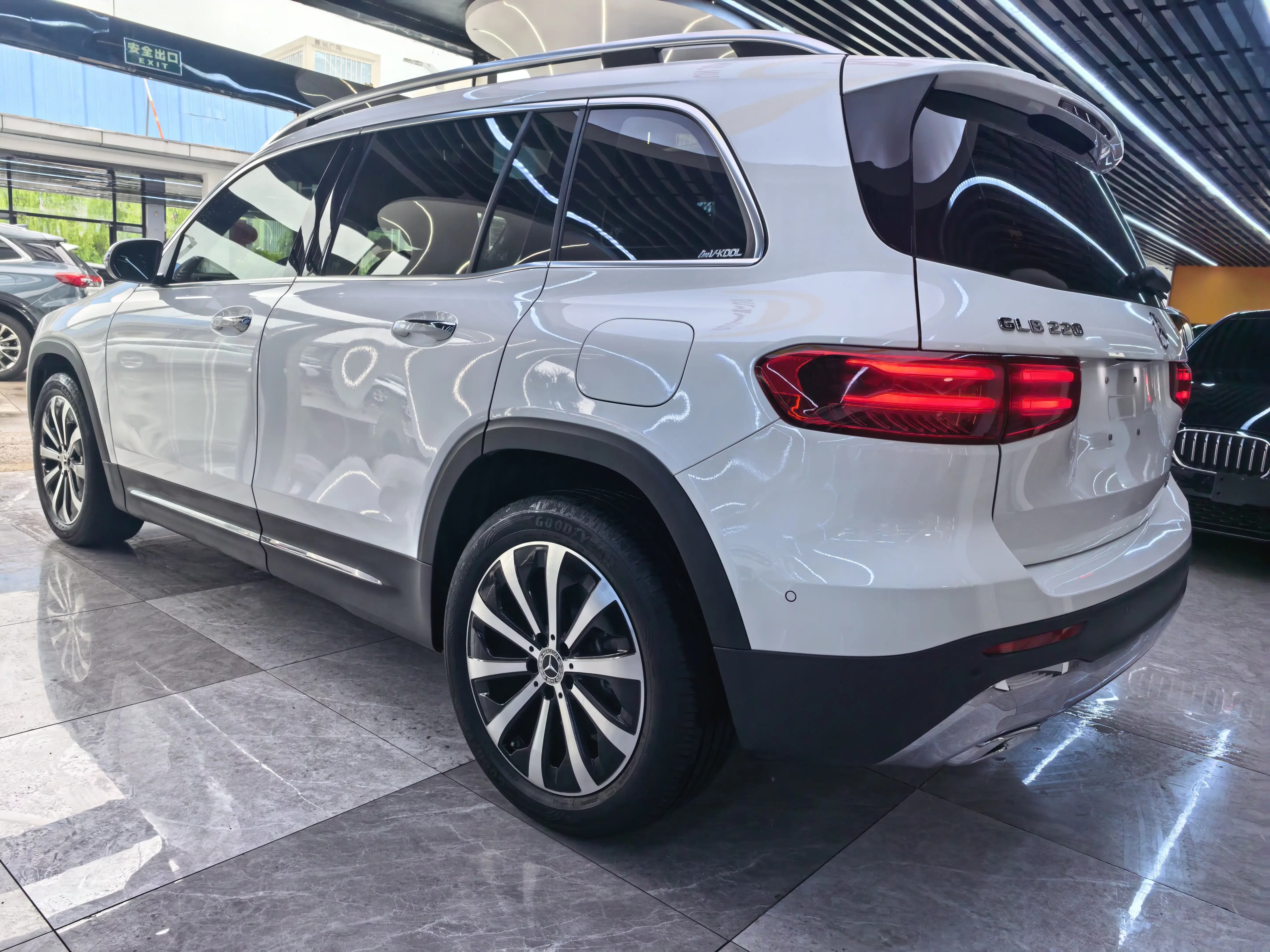 Mercedes-Benz GLB