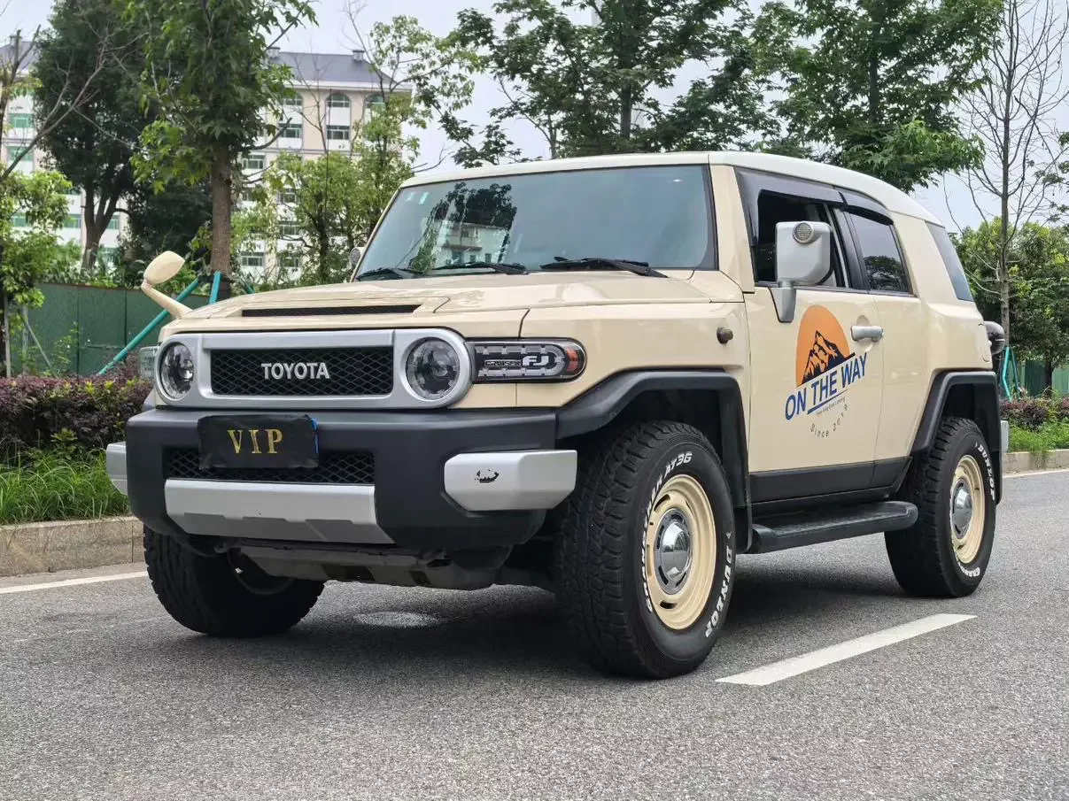 Toyota FJ Cruiser
