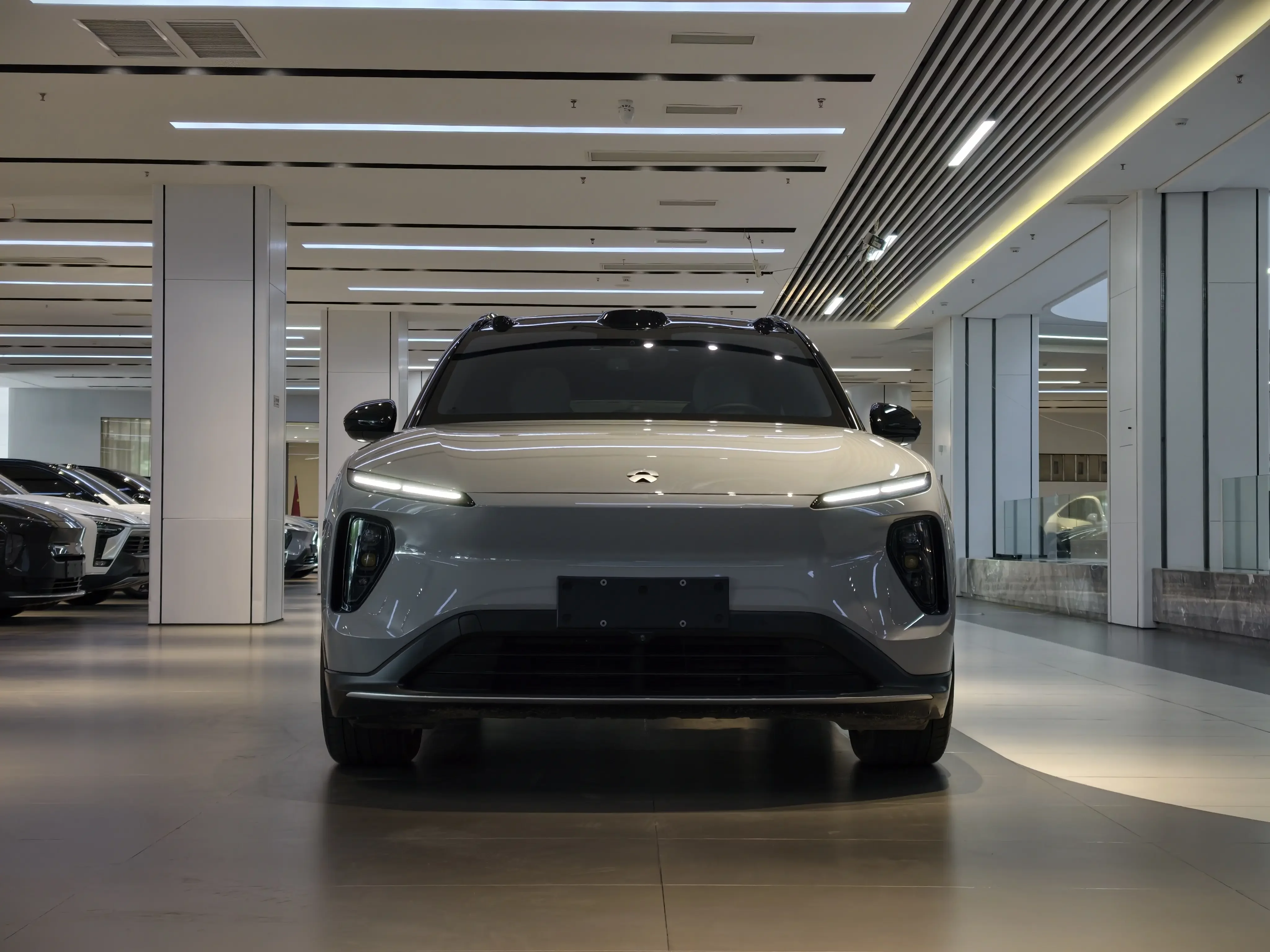 NIO ES6