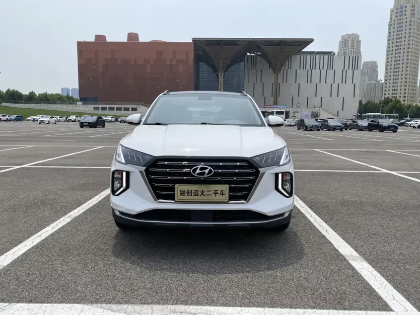 Hyundai Tucson L
