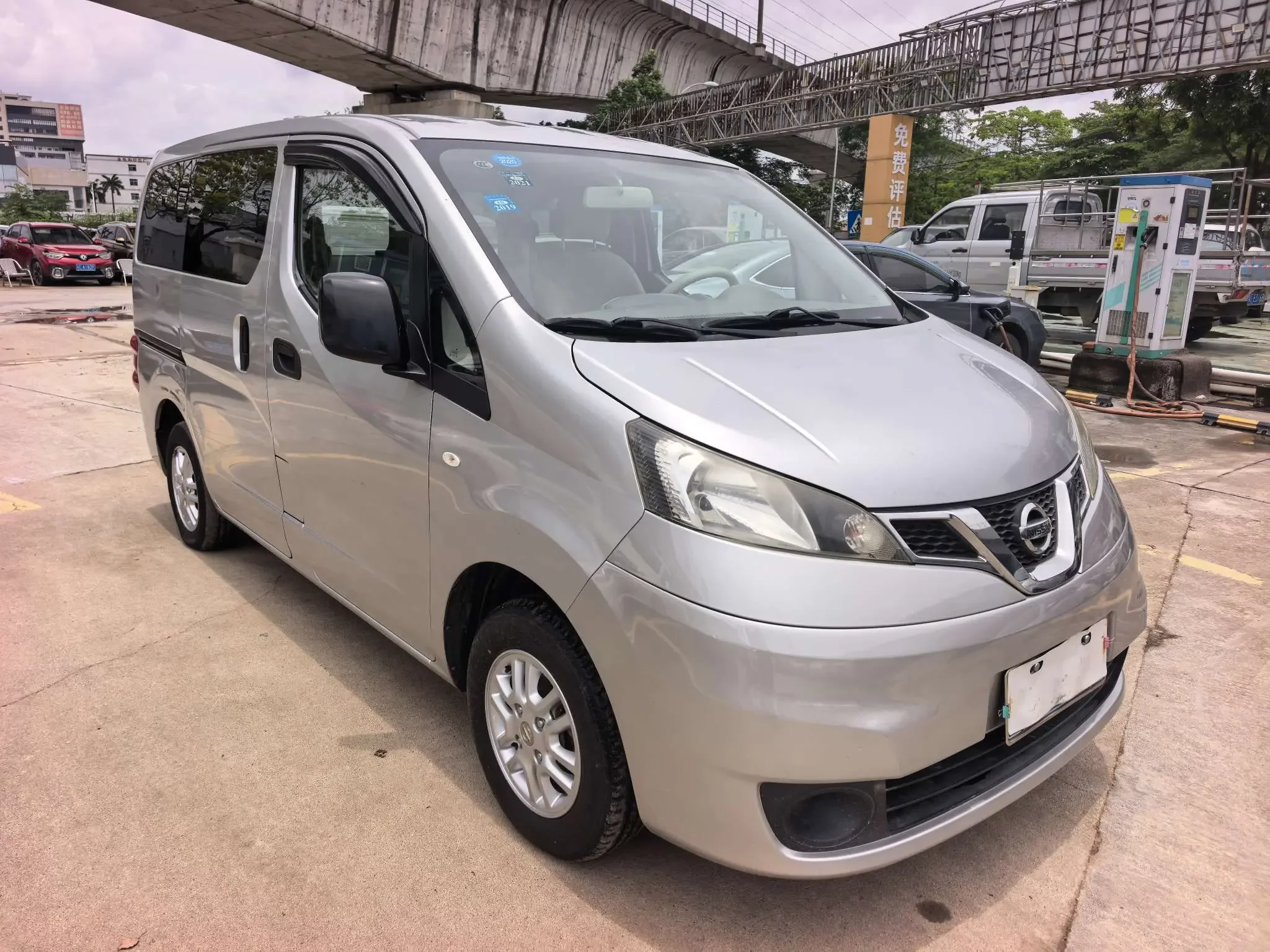 Nissan NV200