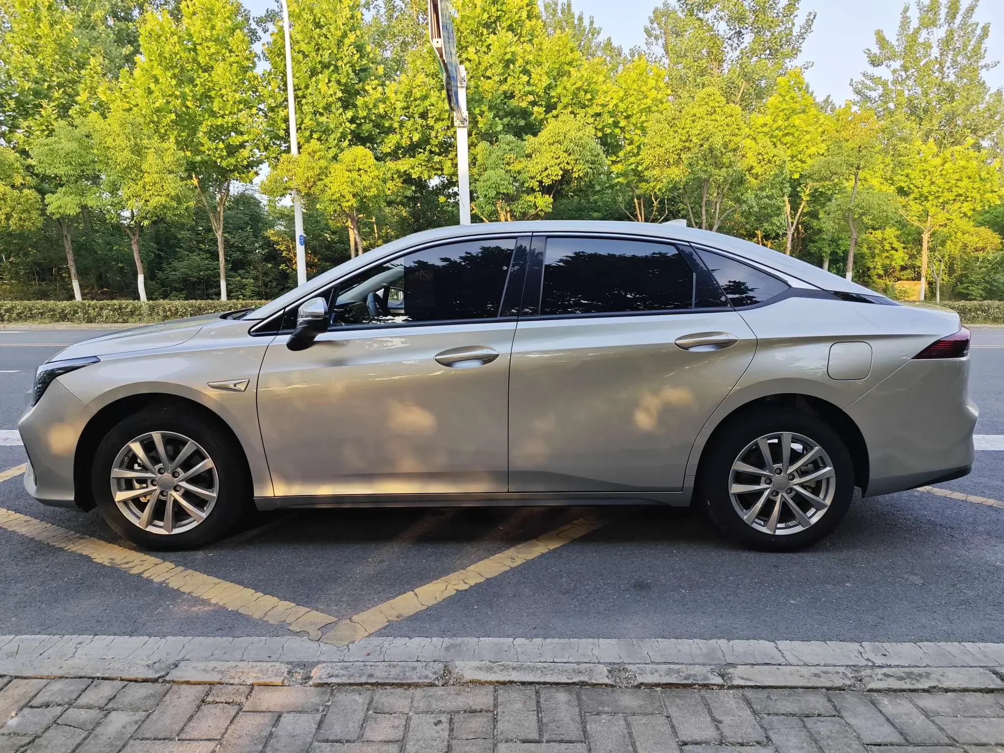 GAC AION S