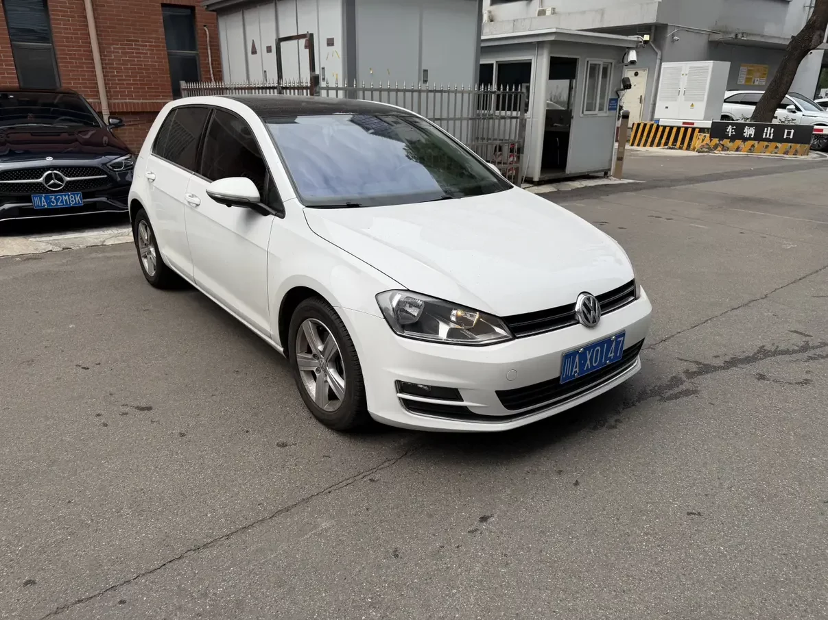 Volkswagen golf