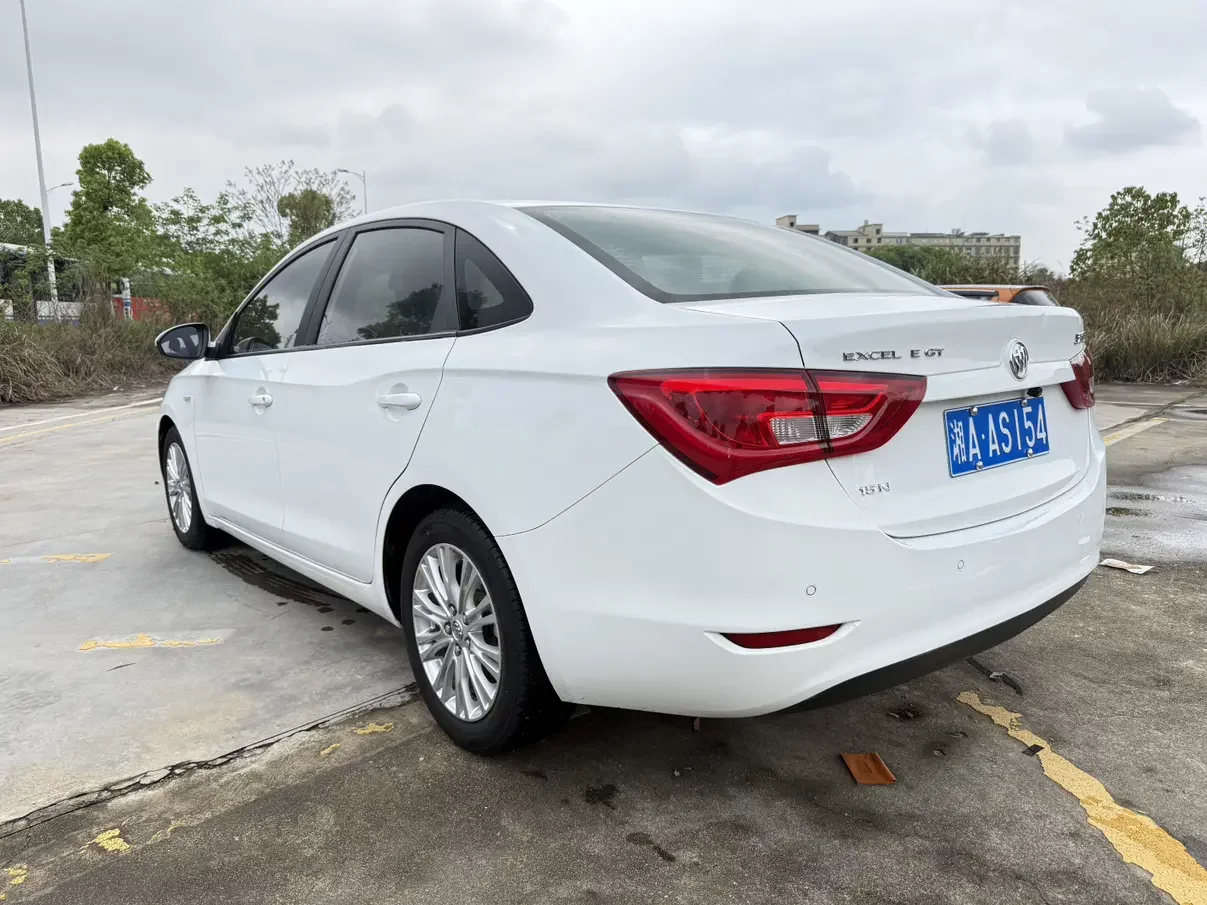Buick Yinglang