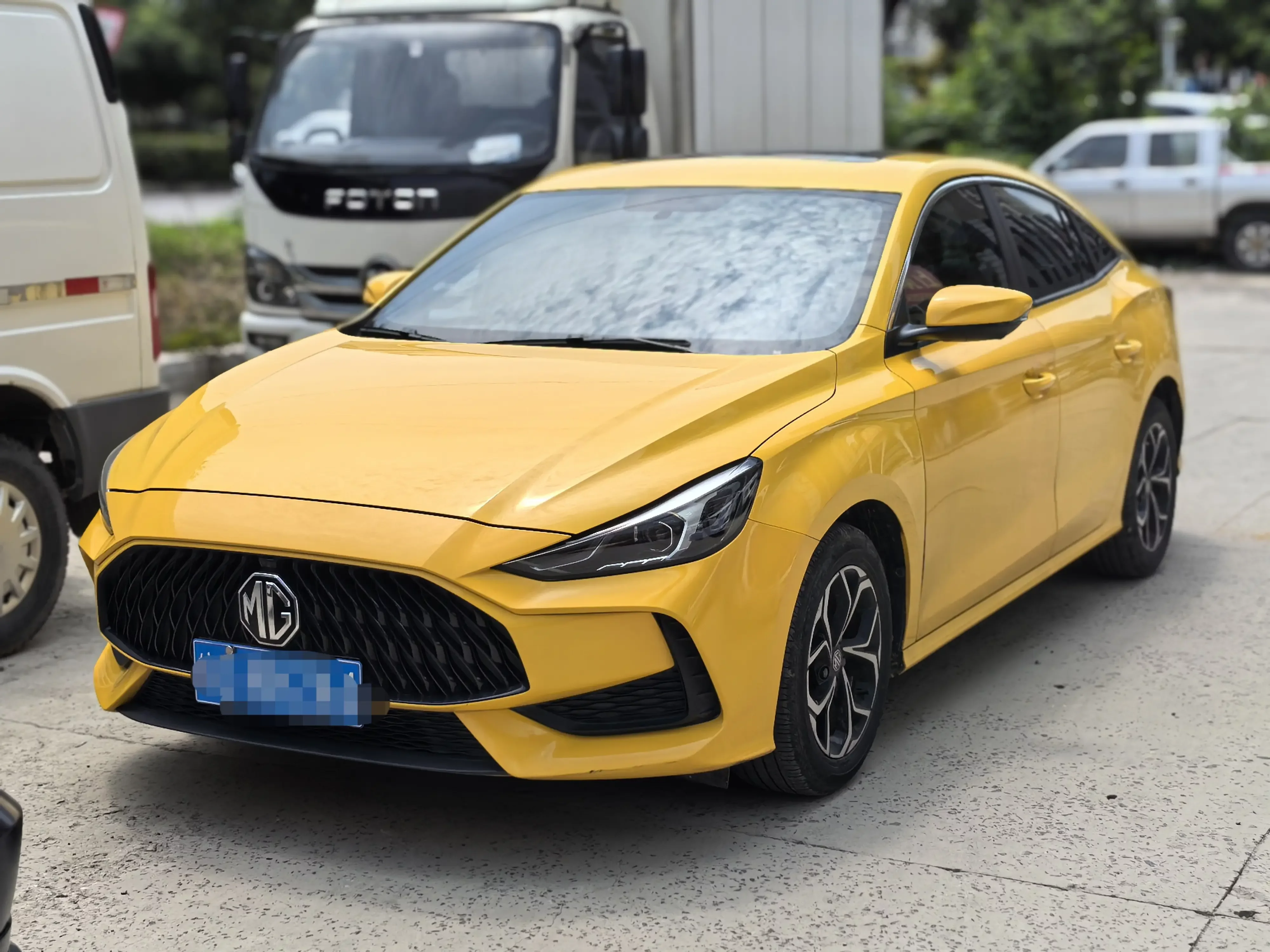 MG 5