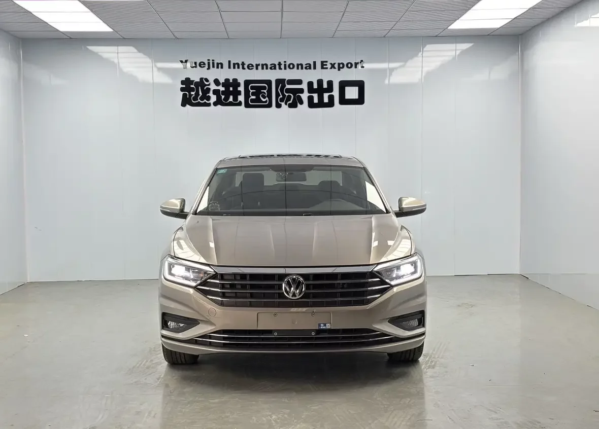 Volkswagen Sagitar