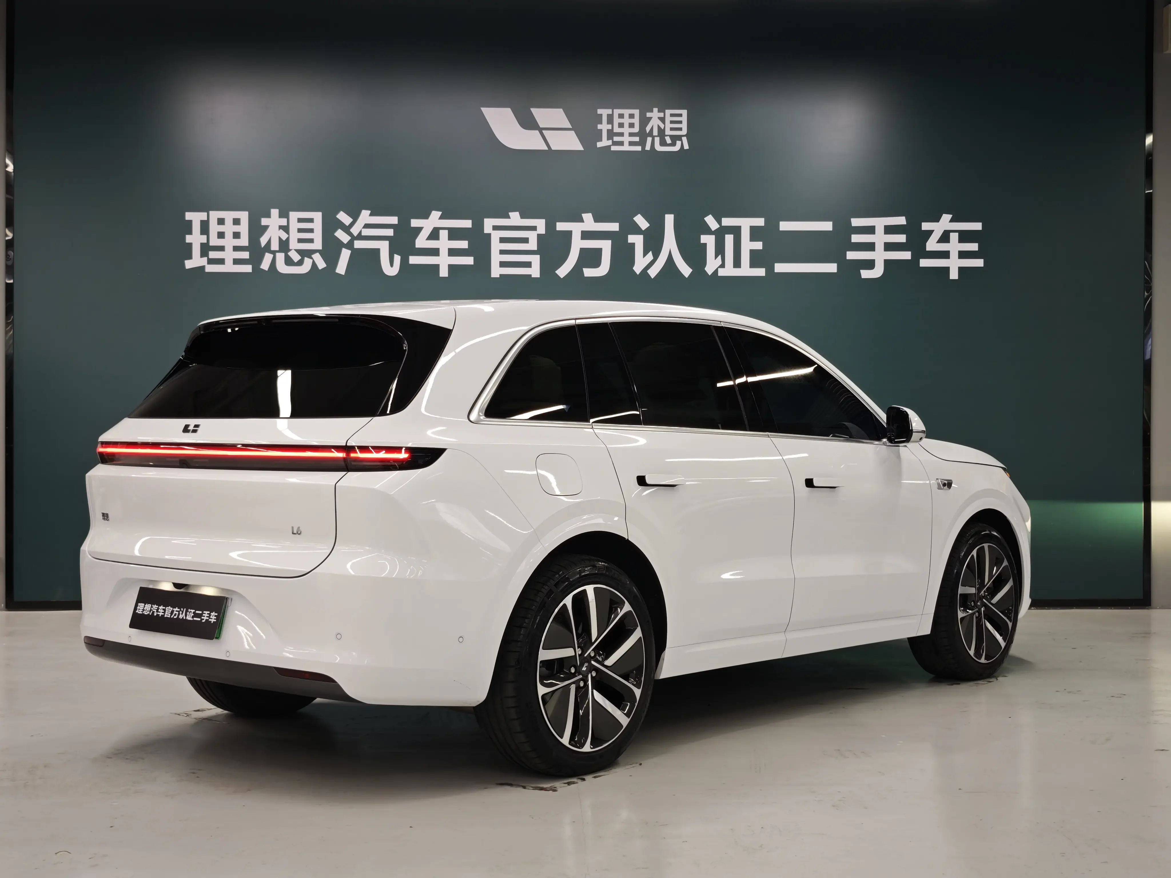 Lixiang L6