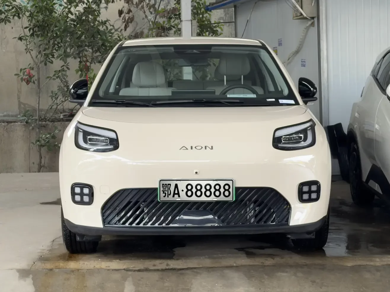 GAC AION UT super