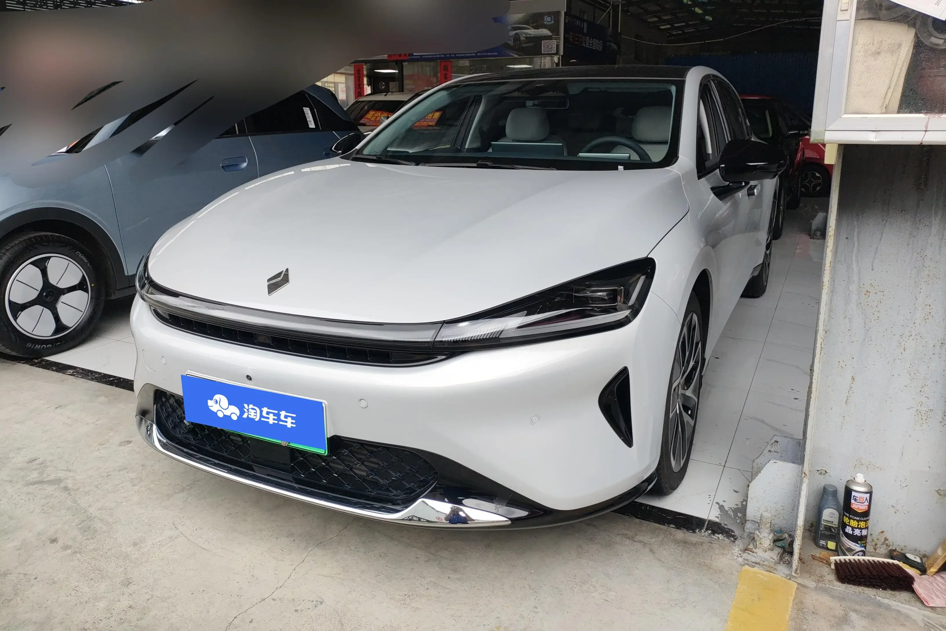 Baojun Enjoy PHEV