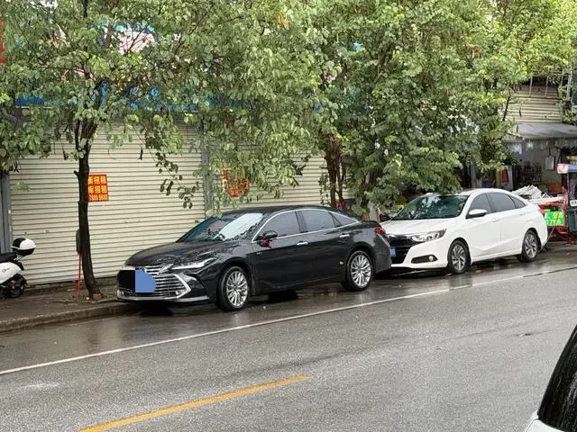 Toyota Avalon