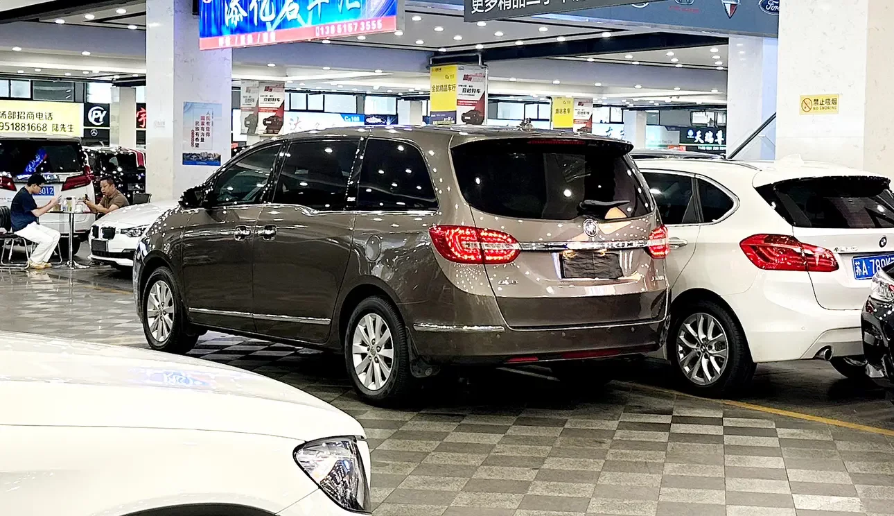 Buick GL8