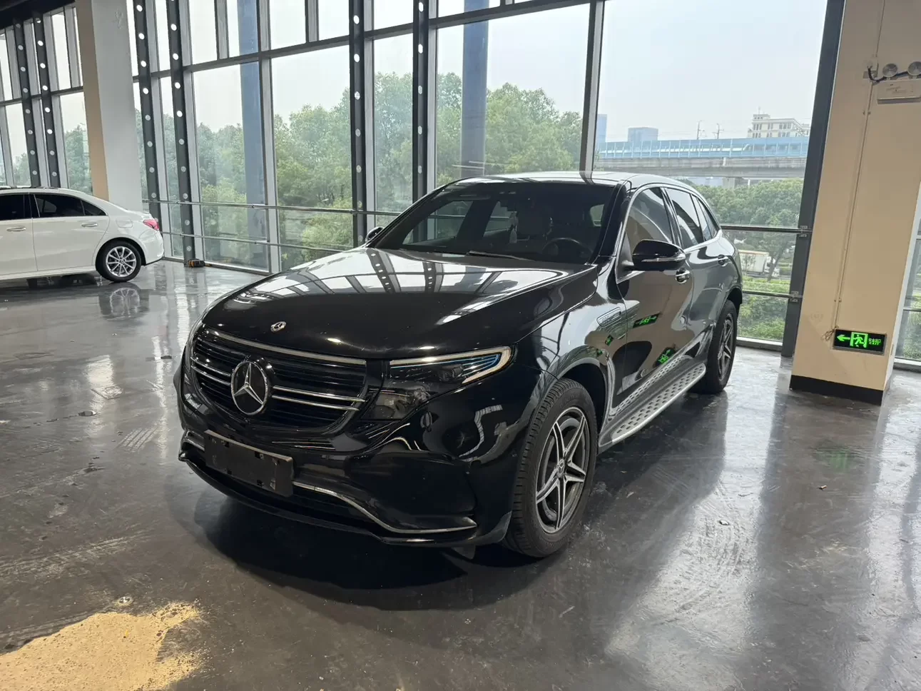 Mercedes-Benz EQC