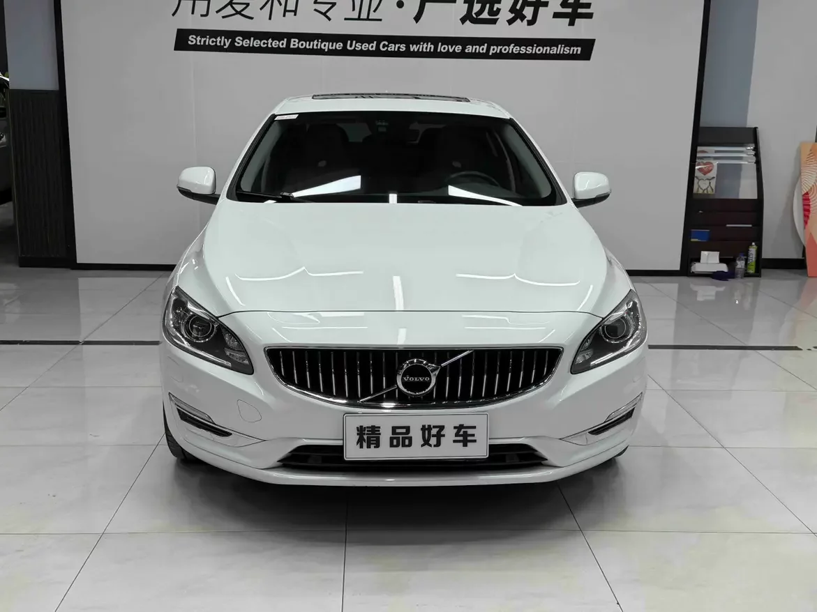 Volvo S60