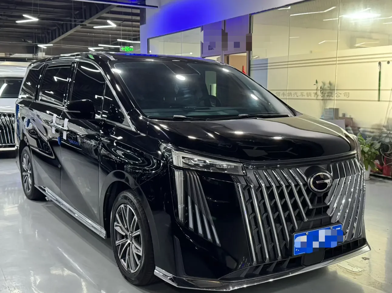 GAC Trumpchi M8