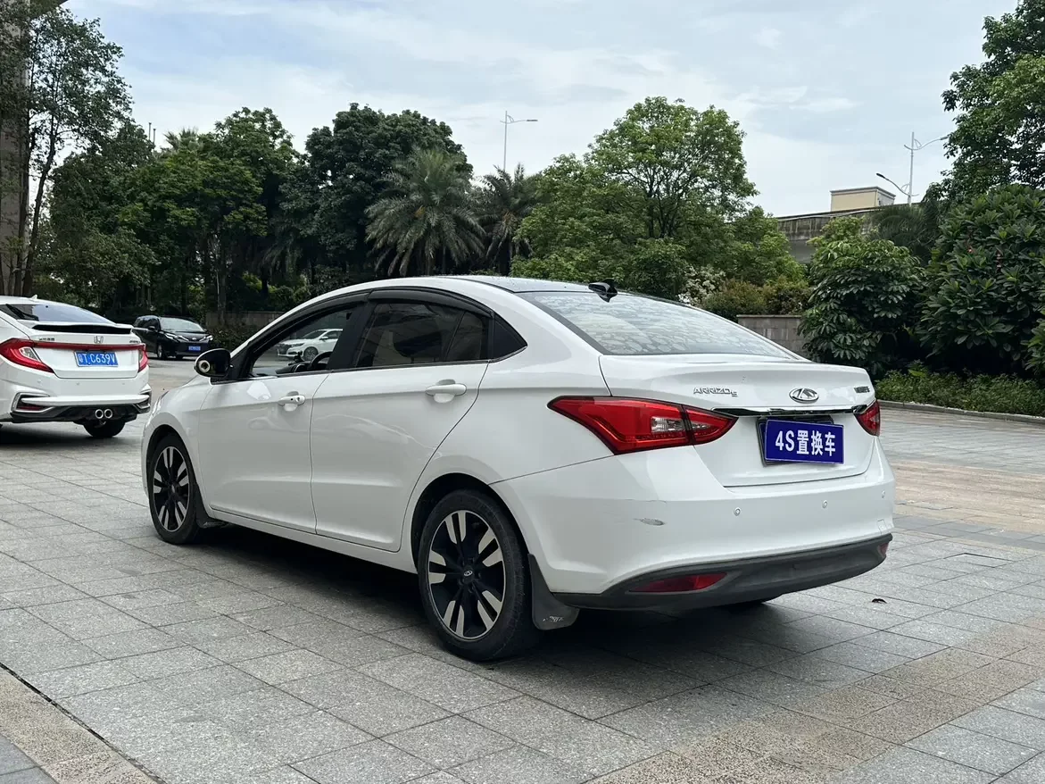 Chery Arrizo 5
