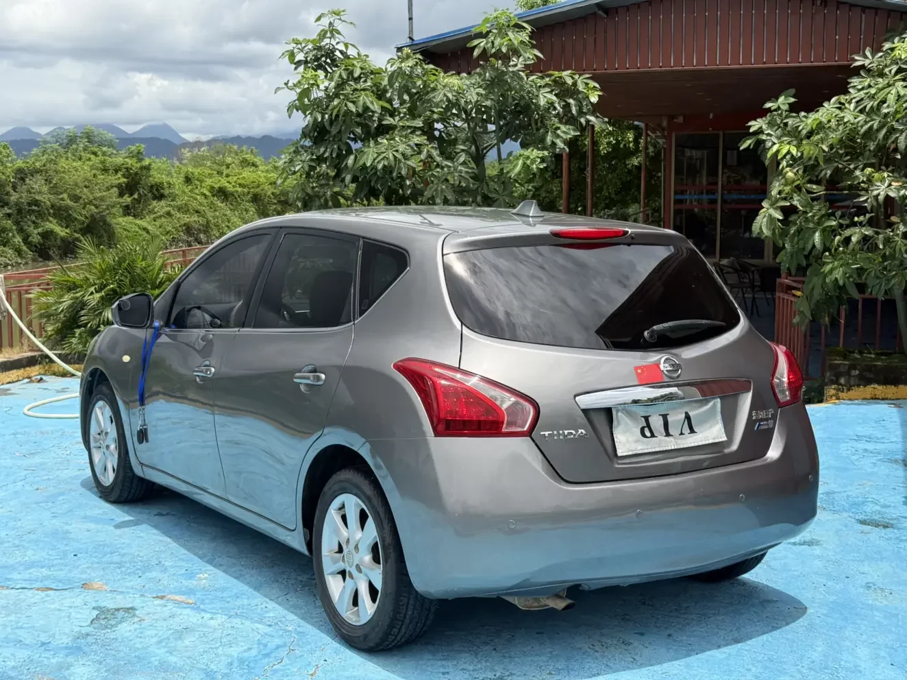 Nissan Tiida