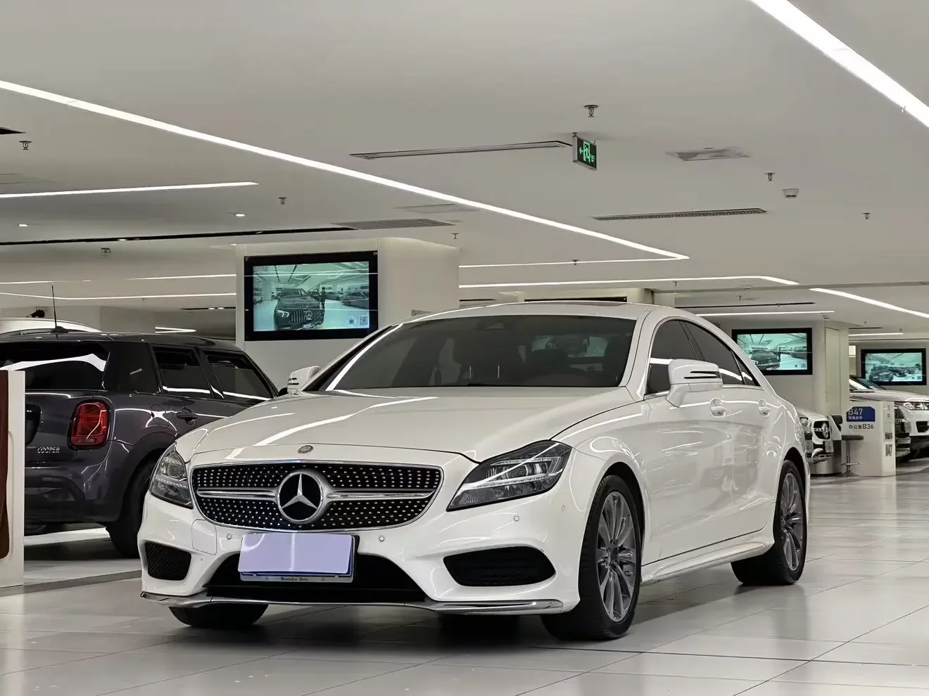 Mercedes-Benz CLS