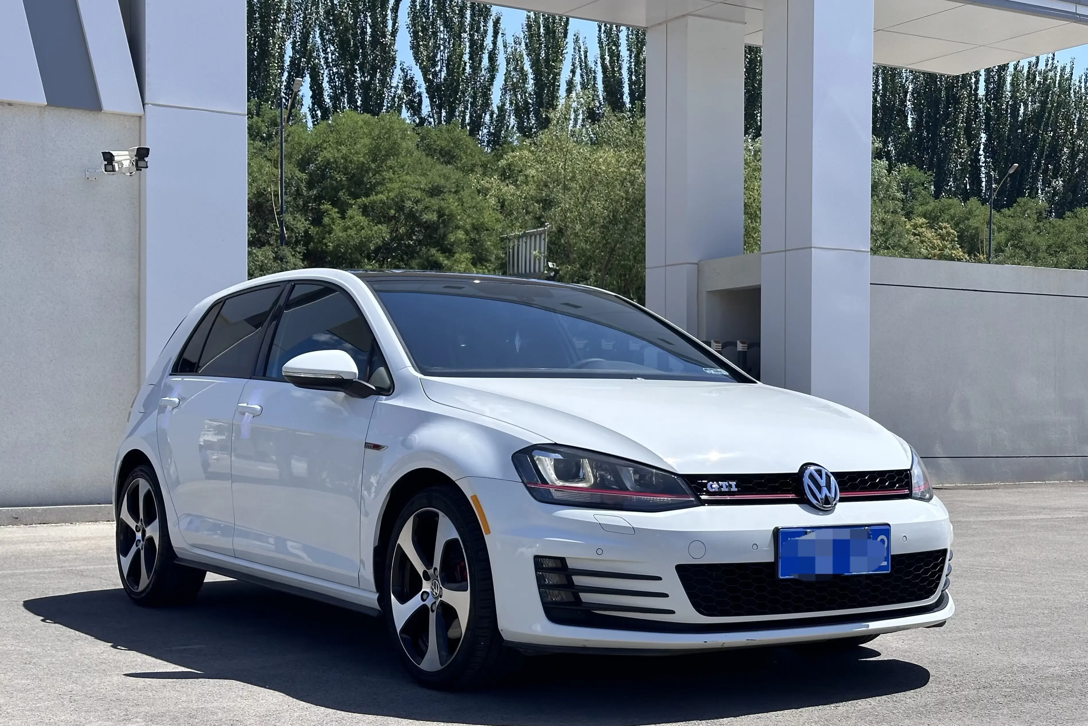Volkswagen Golf GTI