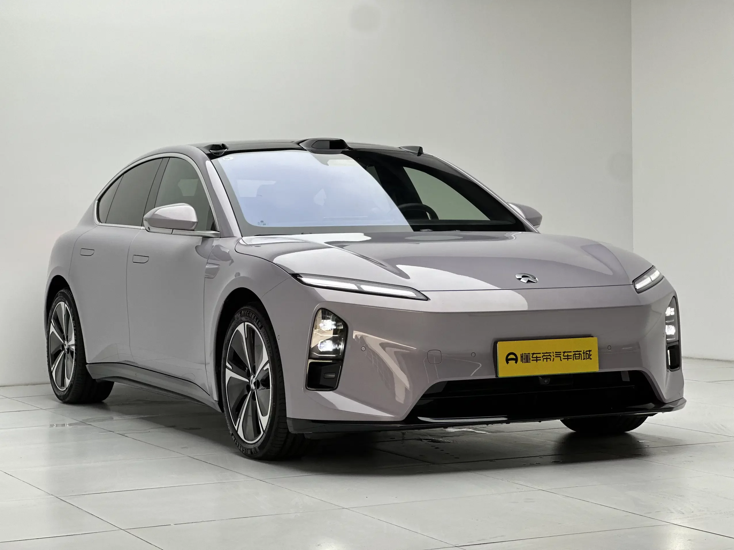 NIO ET5
