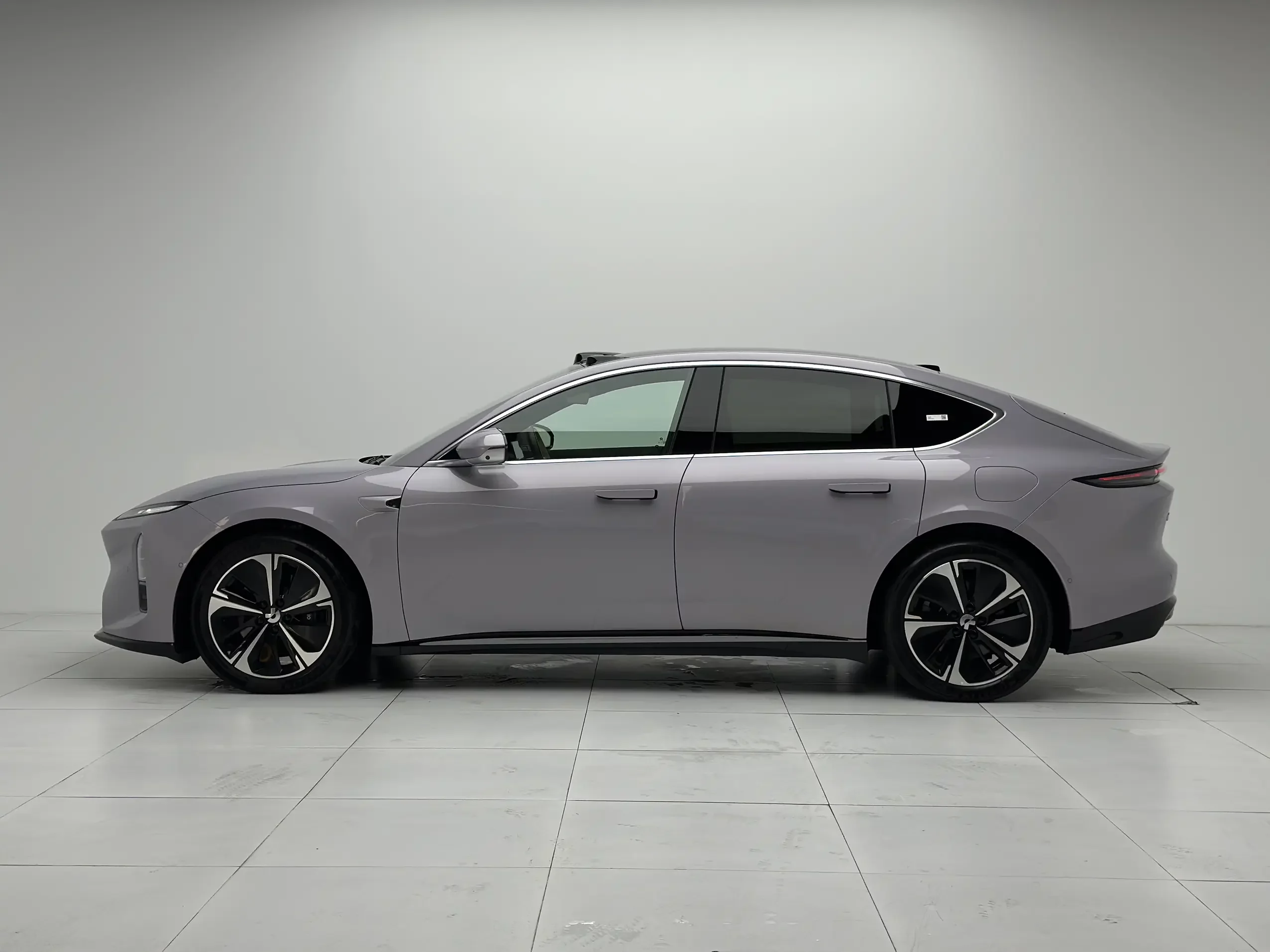 NIO ET5