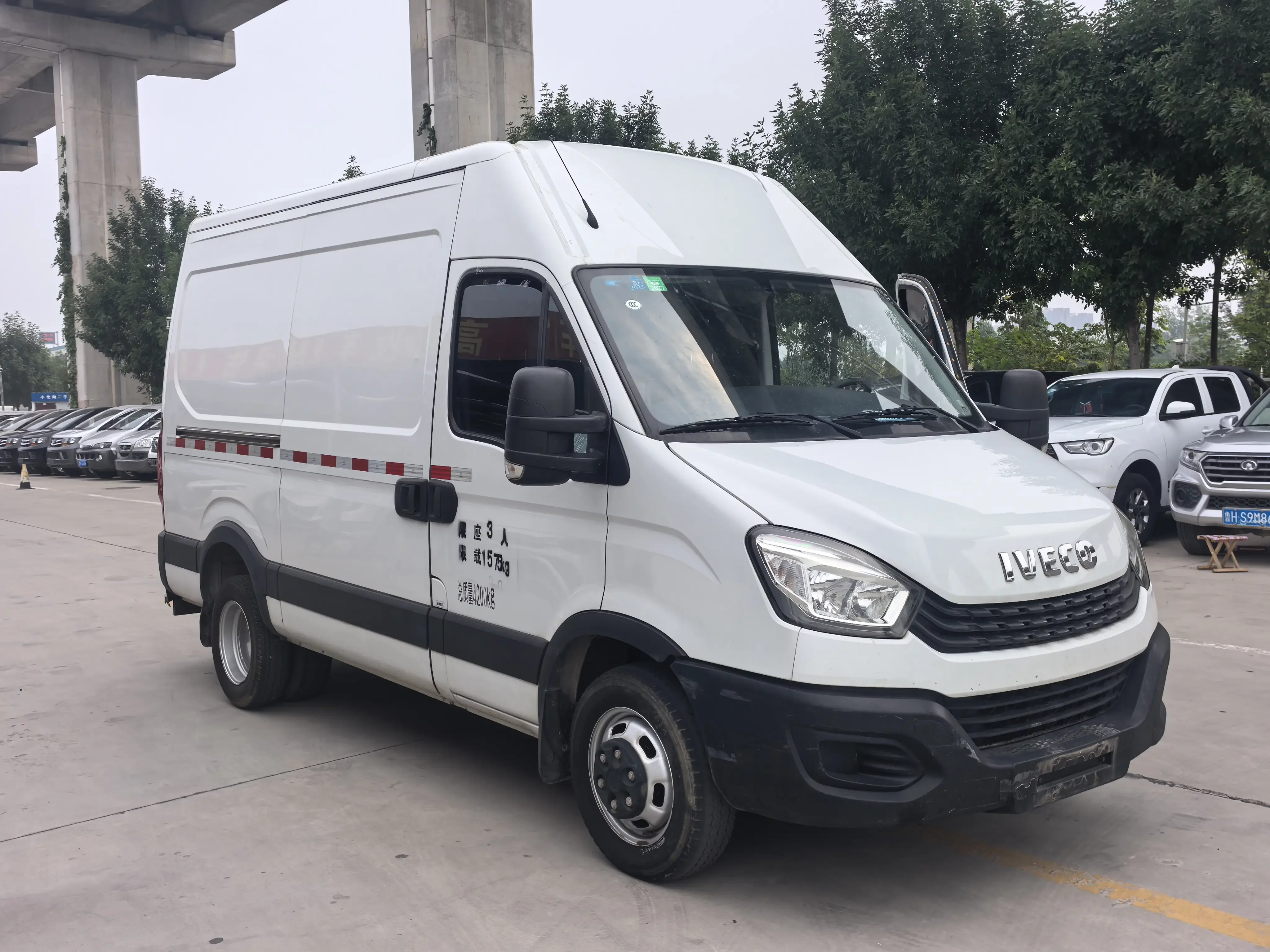 Iveco Wolfson