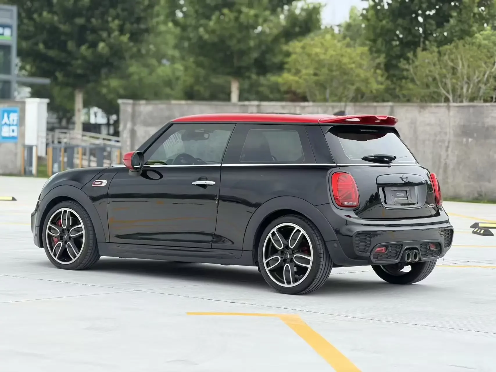 MINI JCW