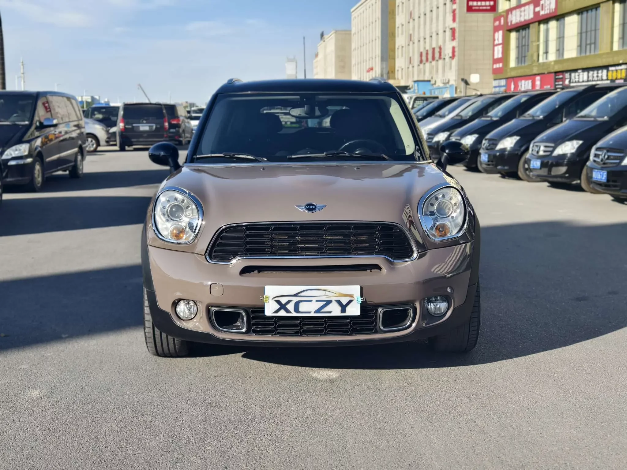 MINI COUNTRYMAN