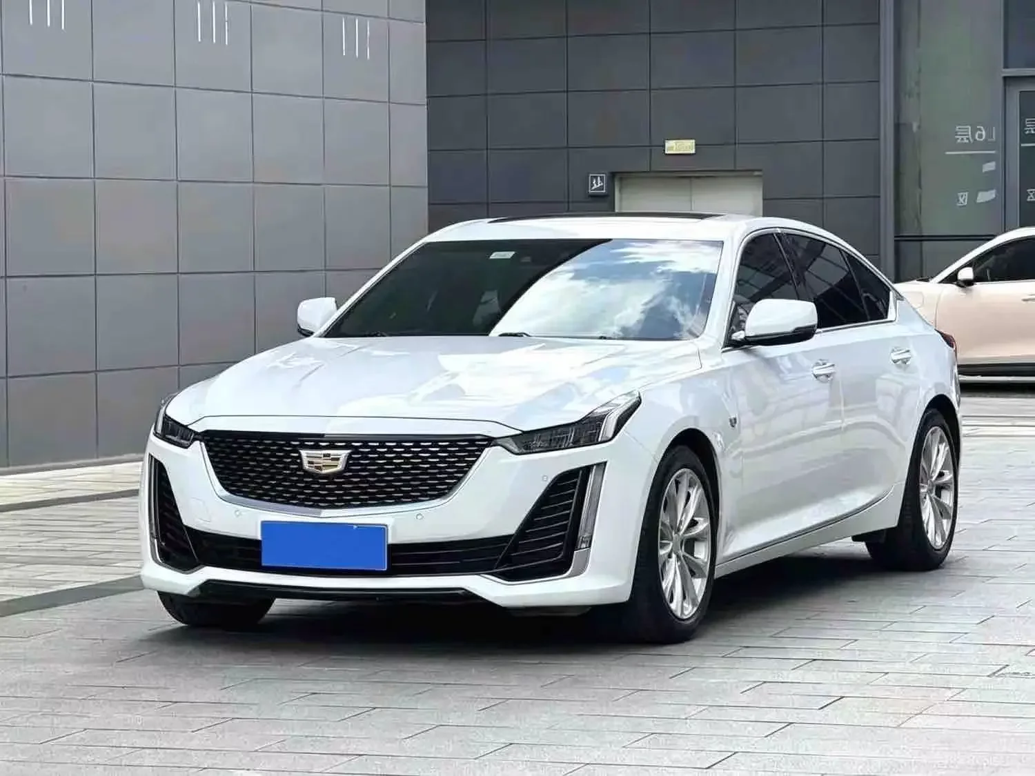 Cadillac CT5