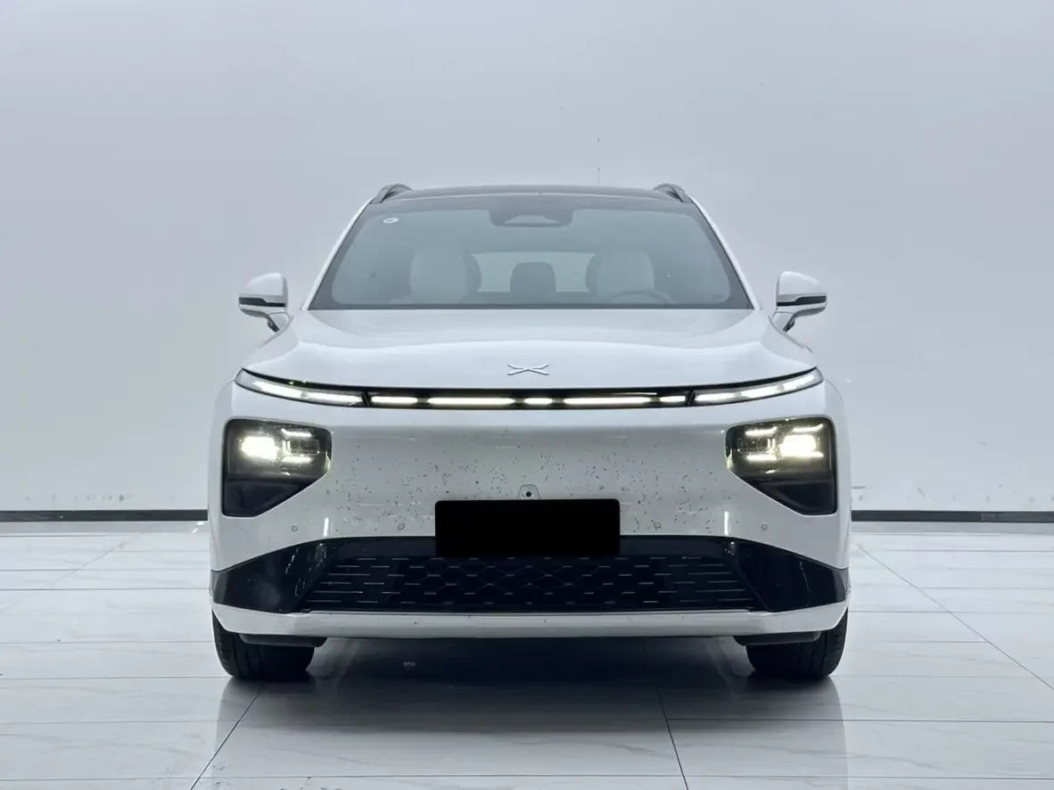 Xpeng G9