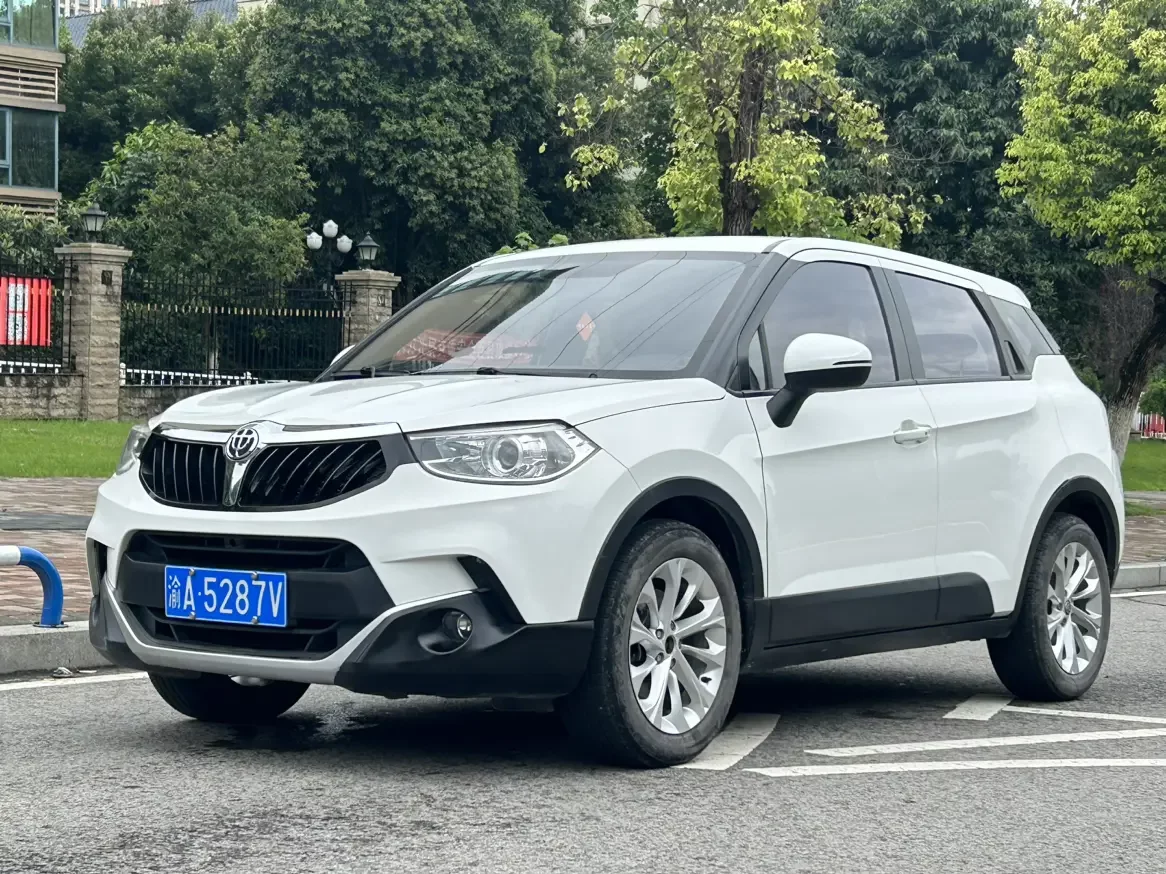 Brilliance China V3