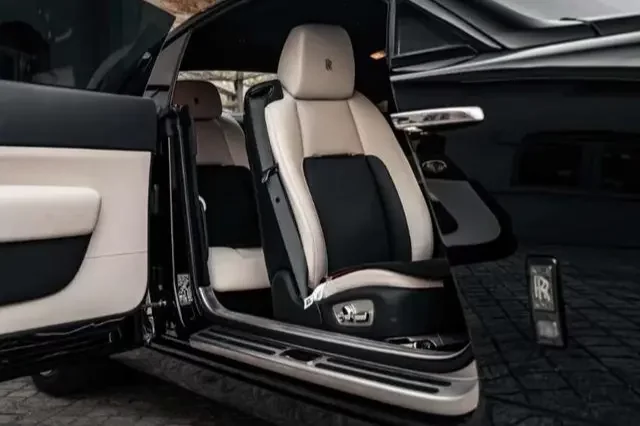 Rolls Royce Phantom