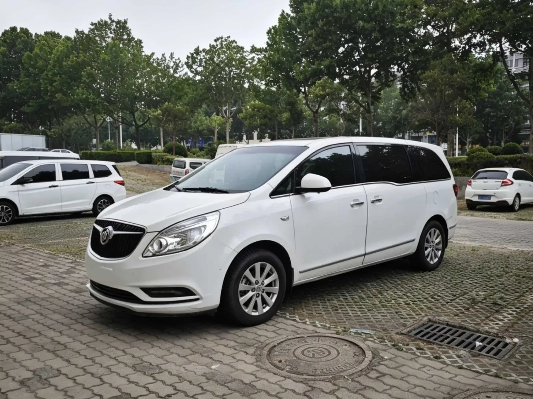 Buick GL8