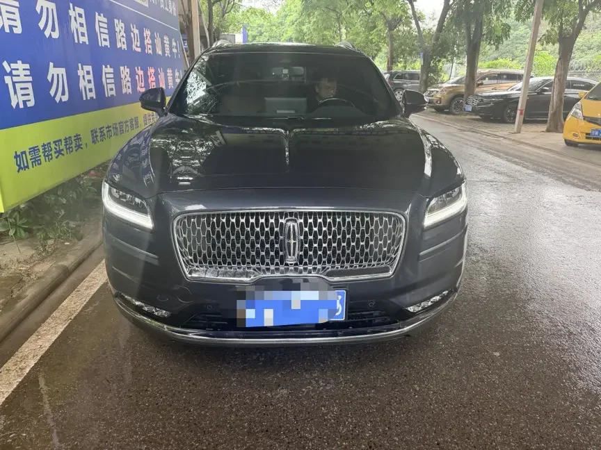 Lincoln navigator