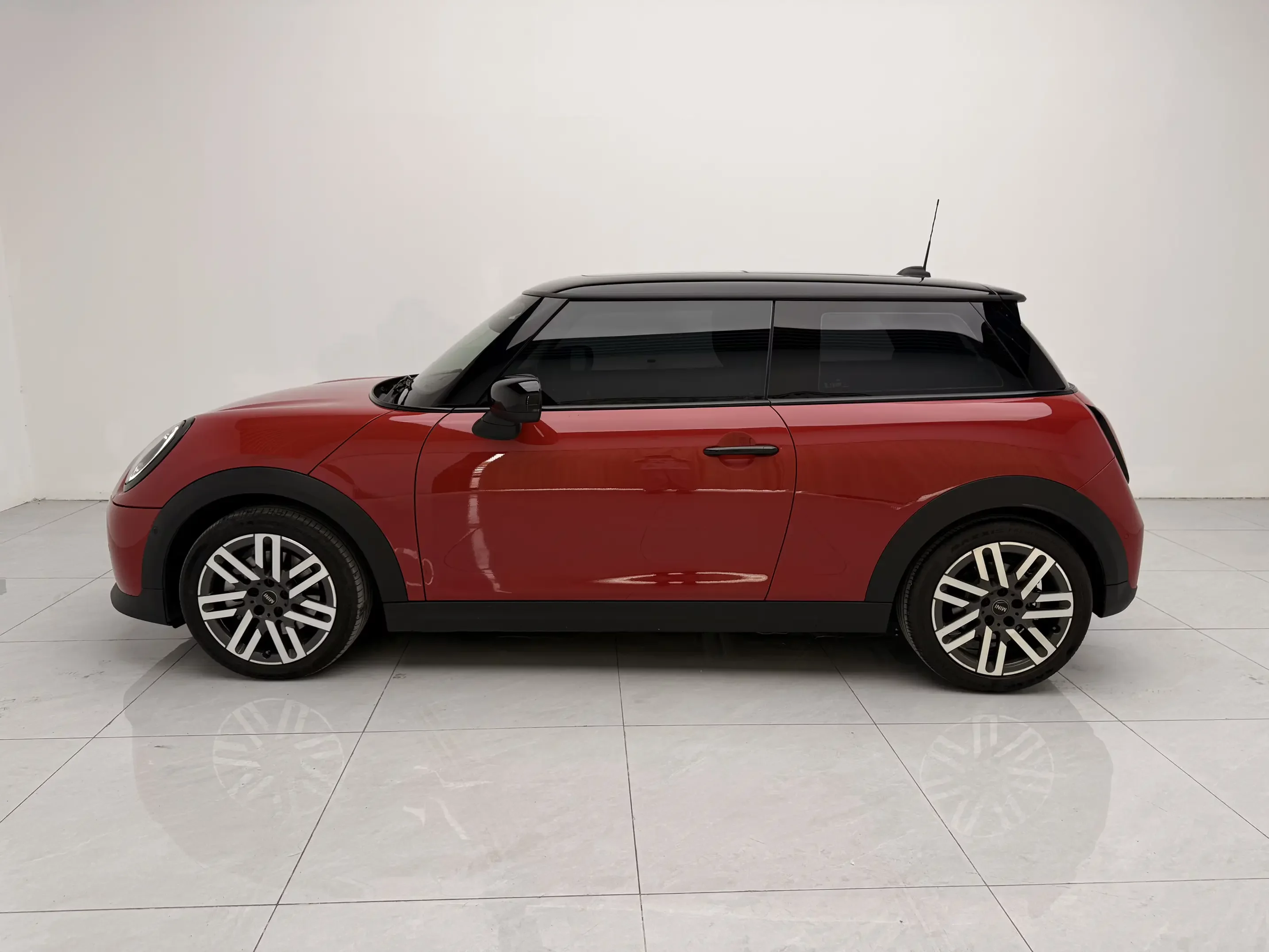 MINI 
