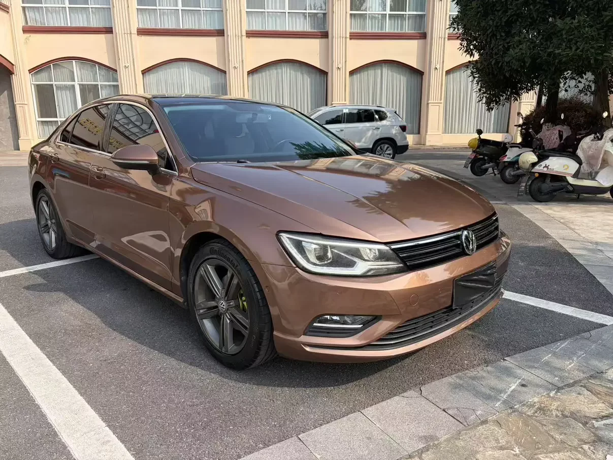 Volkswagen Lamando