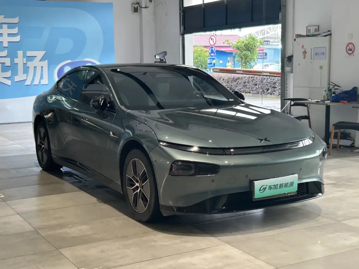 Xpeng P7