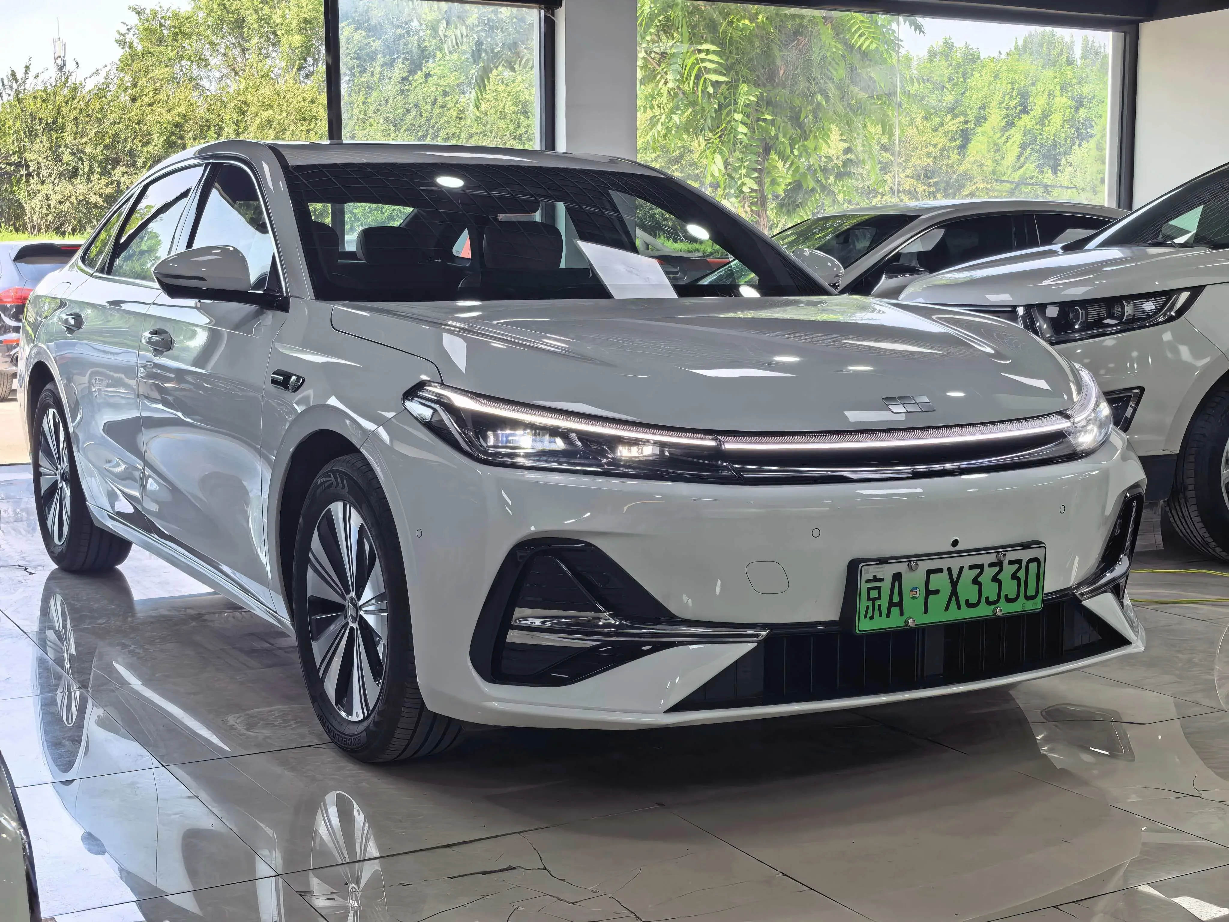 Geely Galaxy A7 EM
