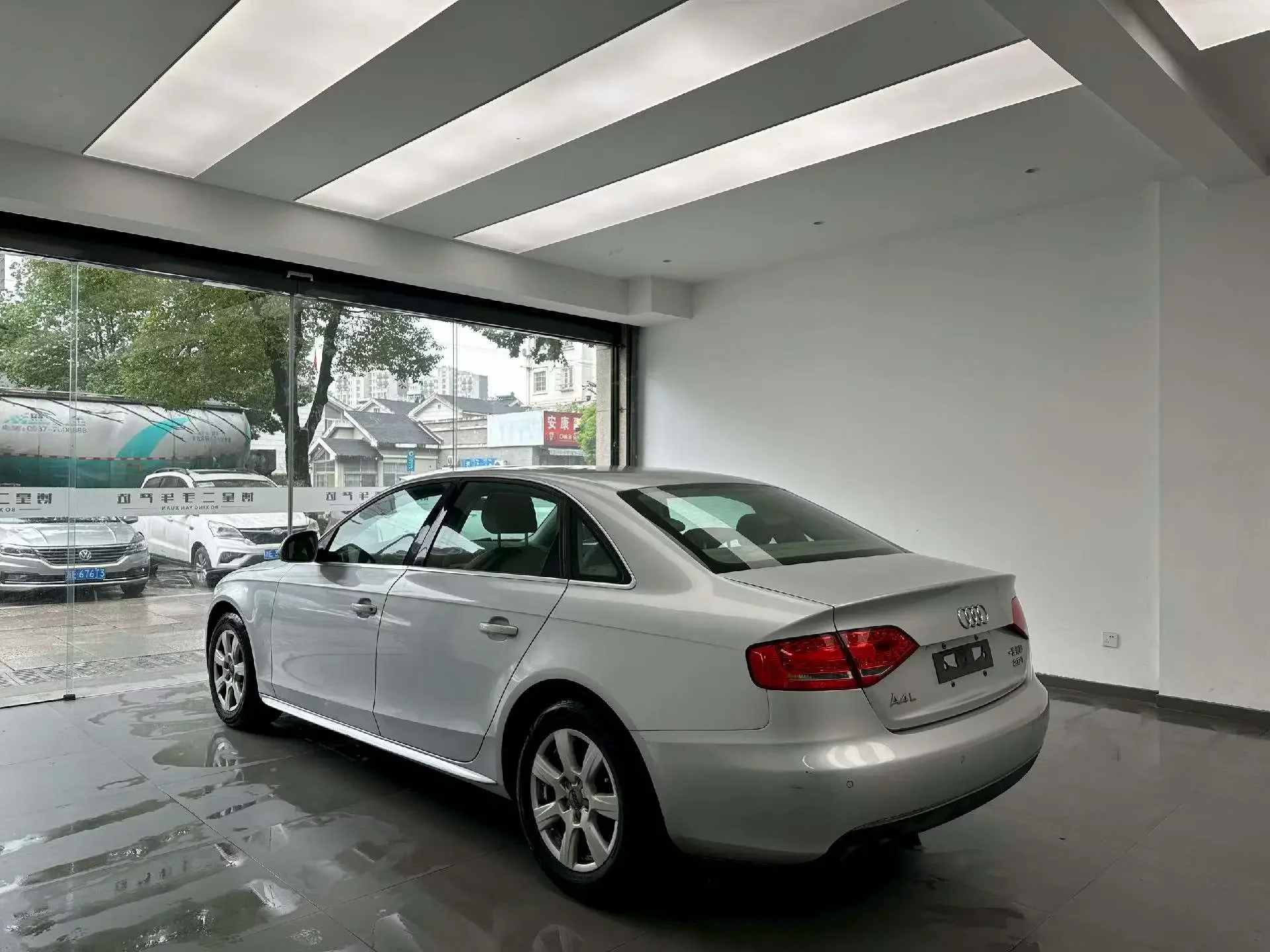Audi A4L