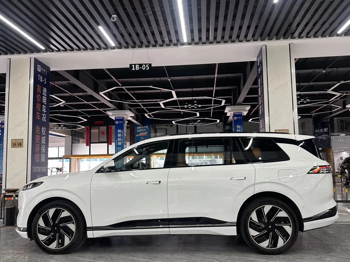 Dongfeng Yipai 008