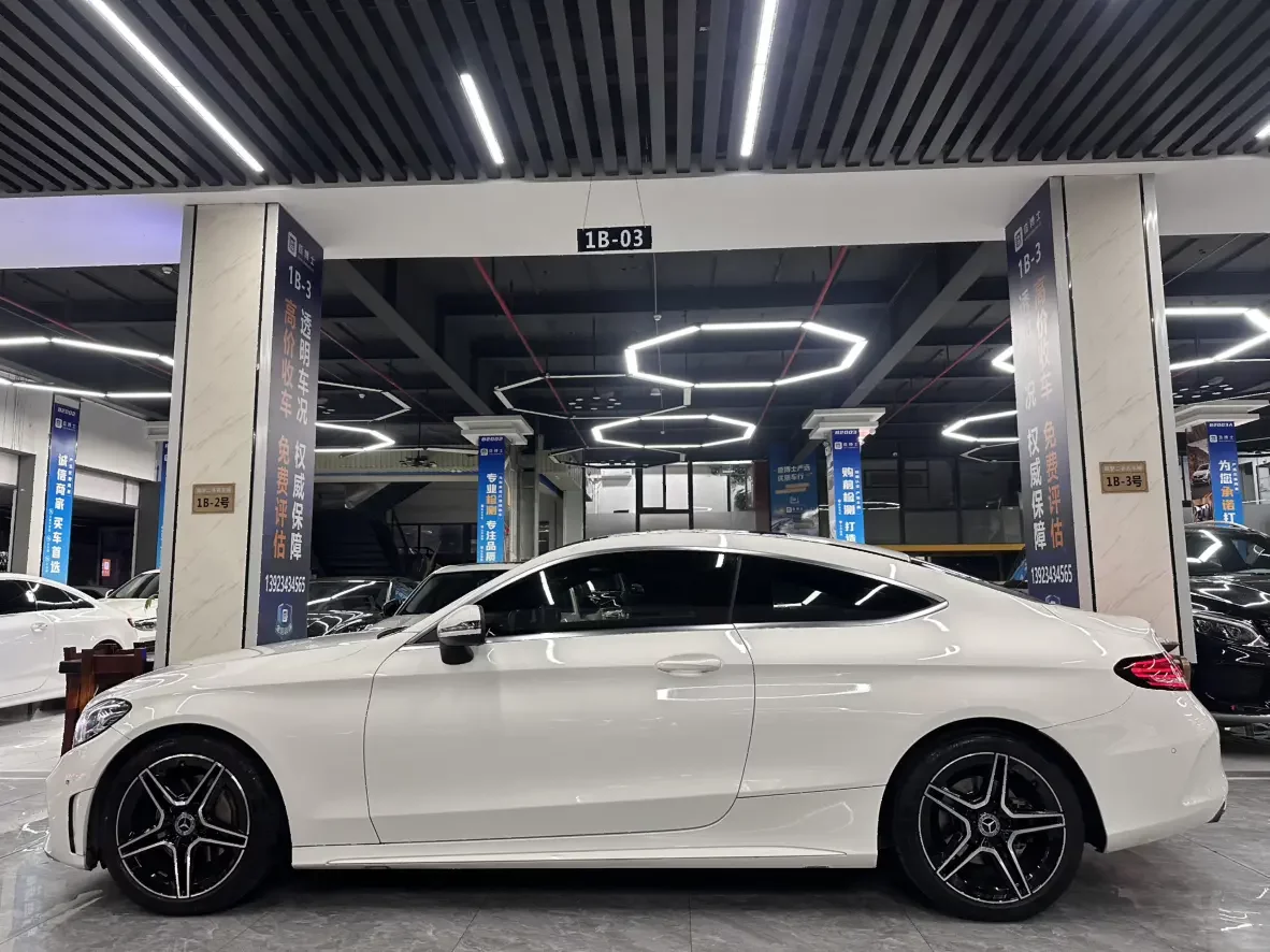 Mercedes-Benz C-Class