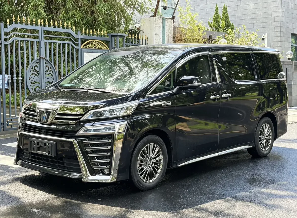 Toyota Crown Wellfire