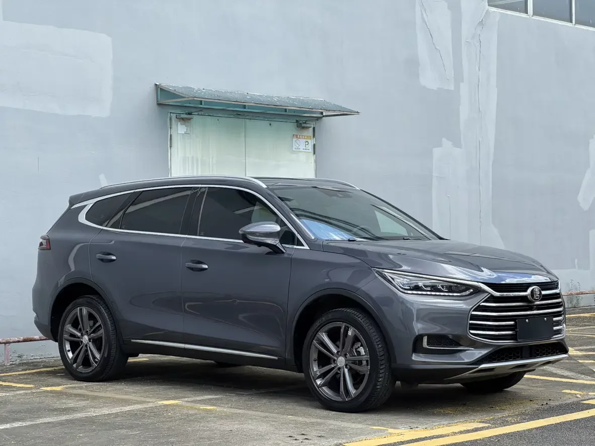 BYD Tang