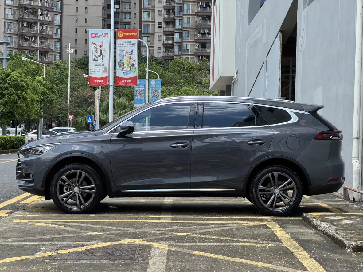 BYD Tang